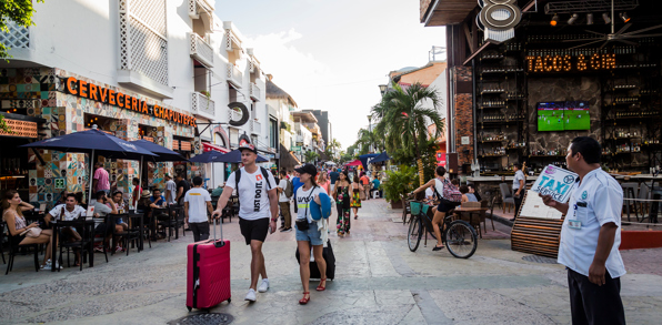 mexico - Playa del Carmen_Quinta Avenida_Street_01