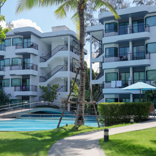 Holiday Style Ao Nang Beach Resort Krabi Garden 04