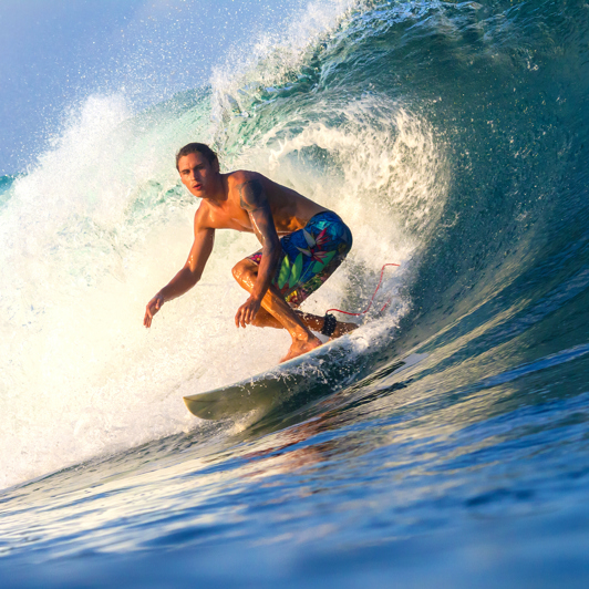 bali - sumba_surfer_01