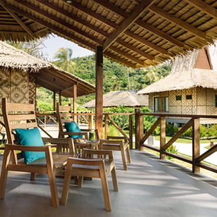 thailand - phi phi island village resort_vaerelse_deluxe bungalow_07