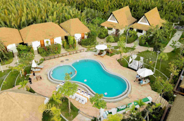 River Tree Village Resort Pool 03