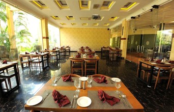 Heritage Hotel Restaurant 01