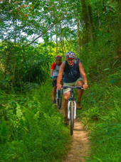 Borneo_KK_cykeltur rafting_02
