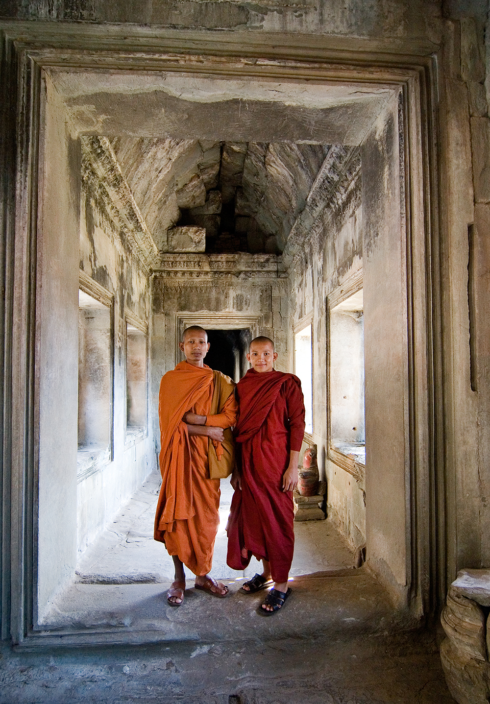 cambodia - siem reap_angkor wat tempel_munk_01_hf