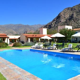 argentina - viñas de cafayate_pool_02