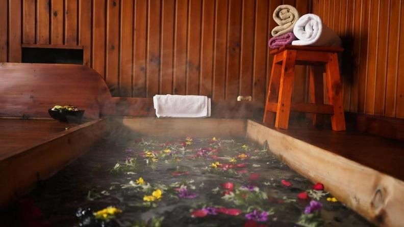 Yangkhil Resort Hot Stone Bad