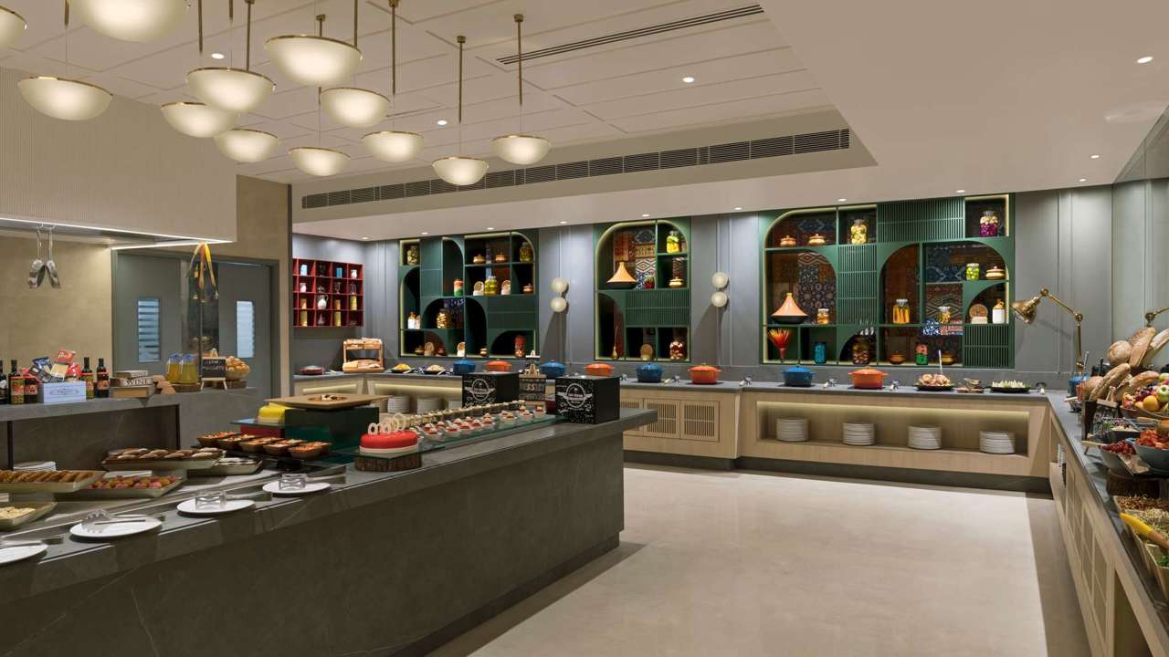 Grand Mercure Agra Restaurant