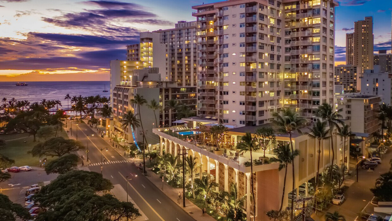 Queen Kapiolani Hotel Ext