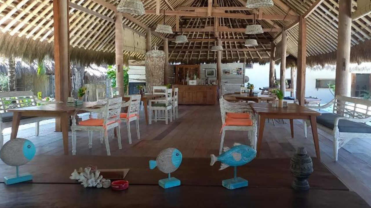 Bali Sumba Rua Beach Resort Restaurant 01