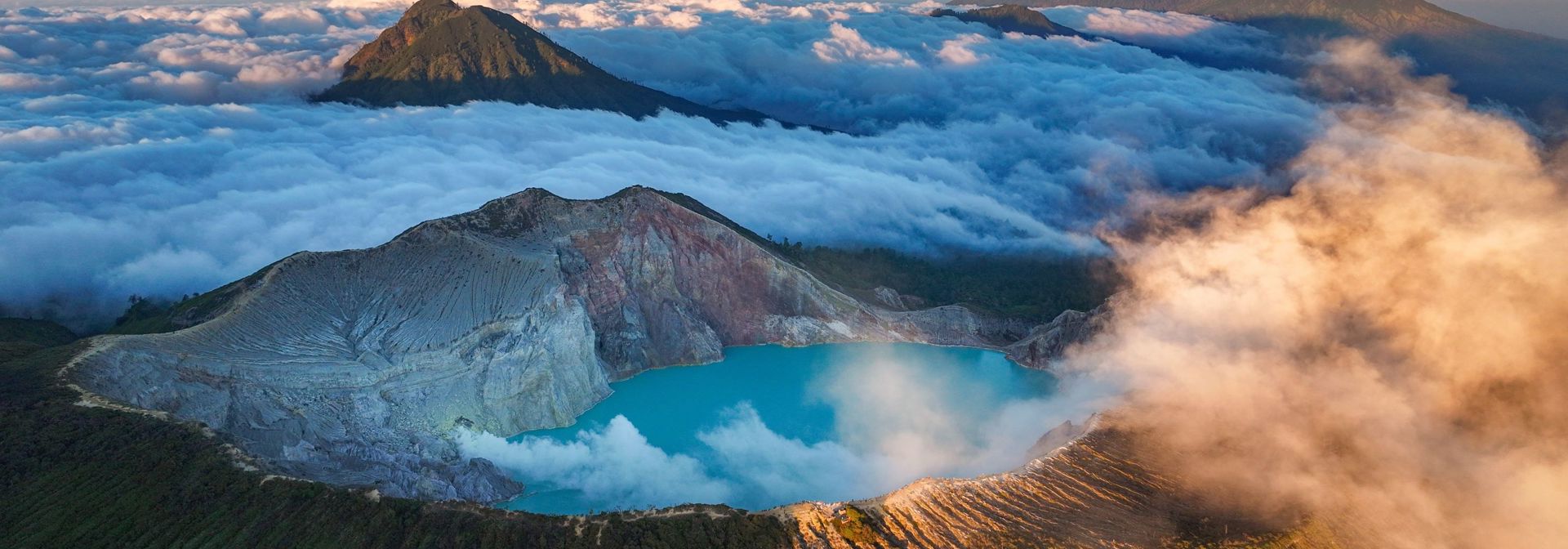 Java Mt Ijen Vulkan Sunrise 2422939791