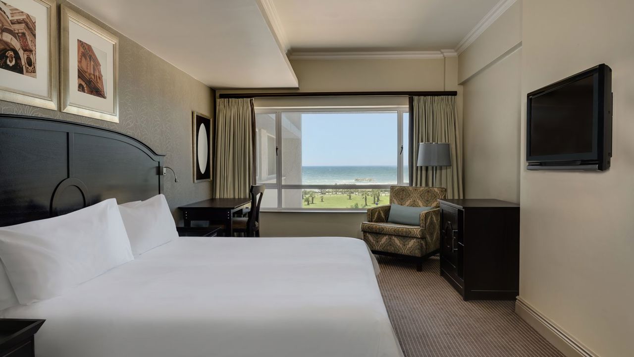 Southern Sun The Marine Standard 02