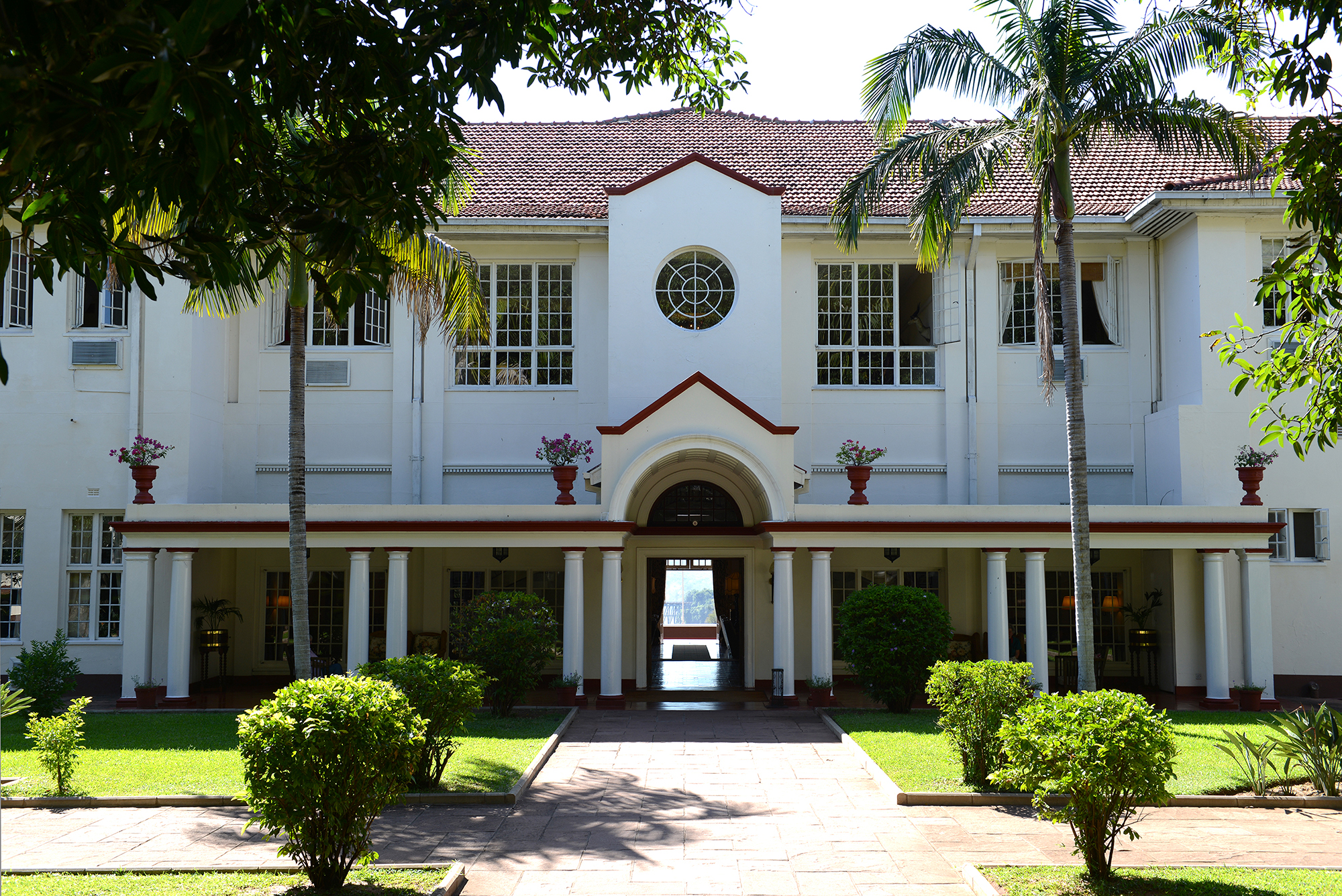 sydafrika - zimbabwe - victoria falls - victoria falls hotel_indkoersel