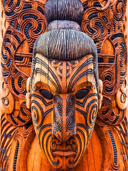new zealand - rotorua_maori_totem_01_HF