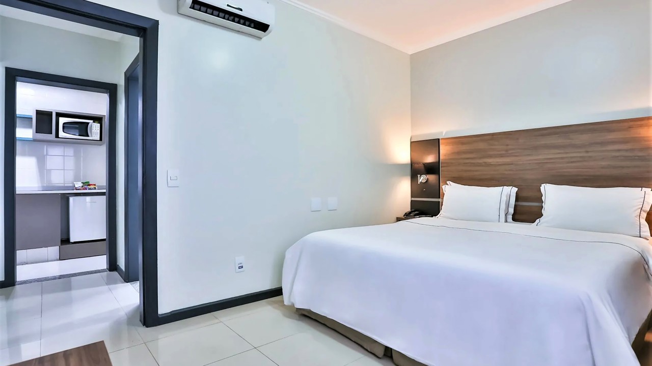 Wyndham Golden Foz Suites Værelse