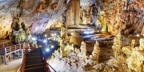 Phong Nha National Park Grotte 01
