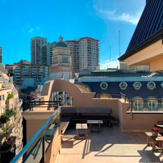Carles Hotel Tagterrasse