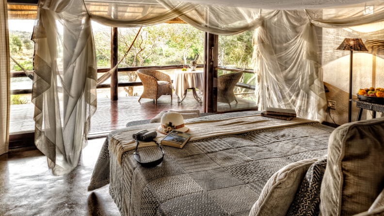 Nyati Safari Lodge River Bungalows 03