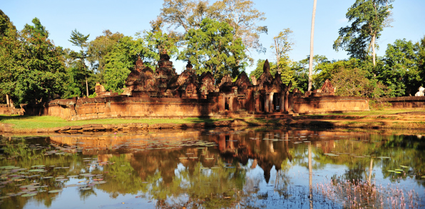 Rejsen begynder i Siem Reap tæt på Angkor Wat.