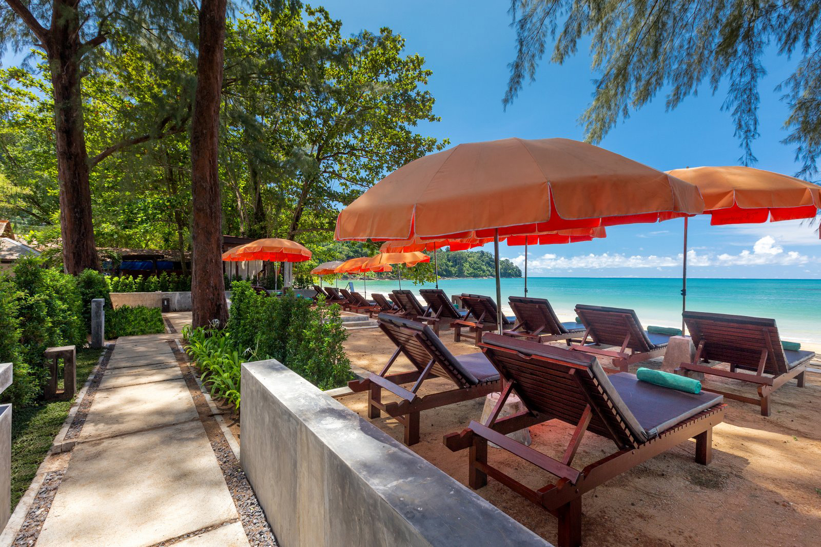 thailand - Wanaburee Resort_pool_01