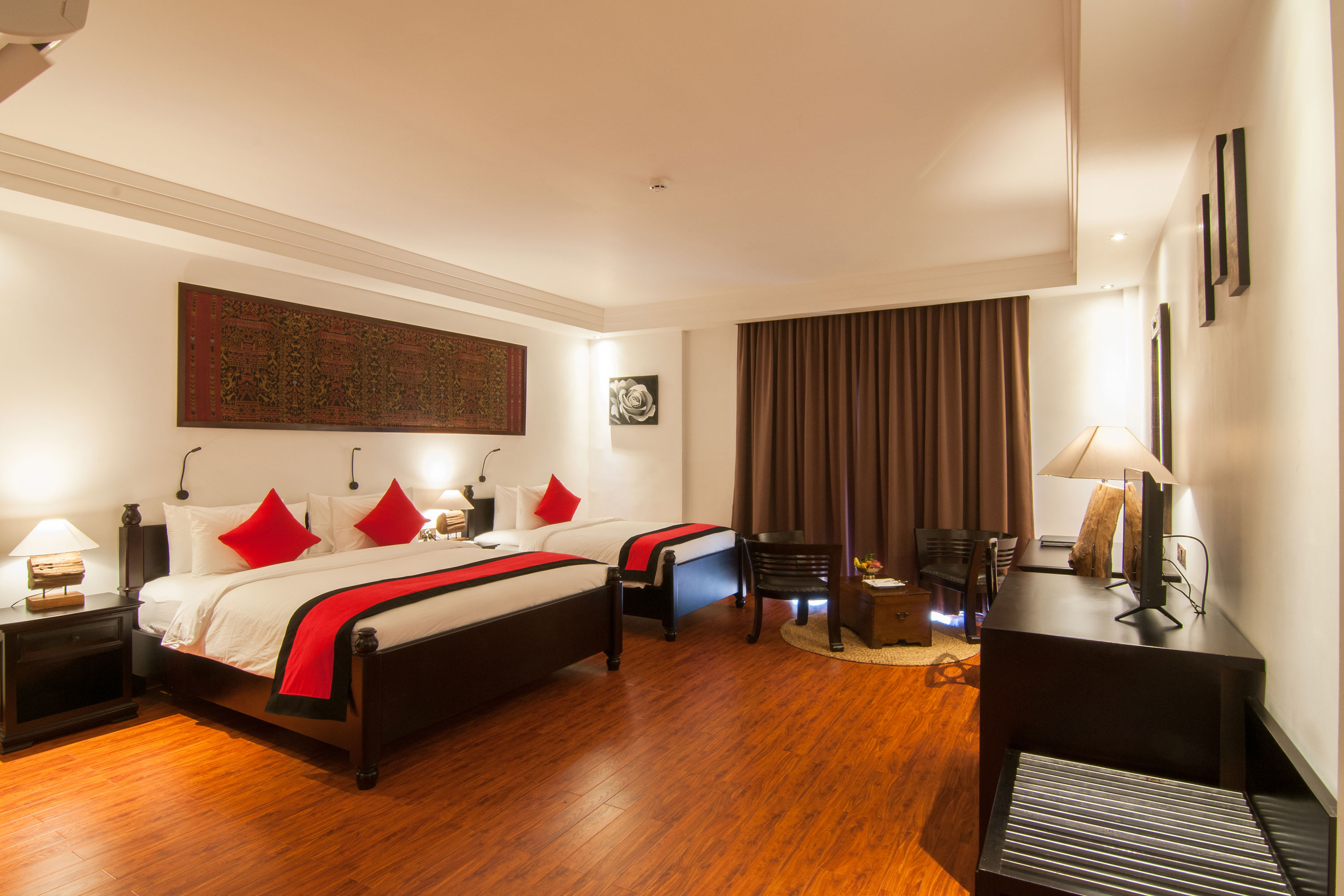 004 La Rose Junior Suite Twin (1)