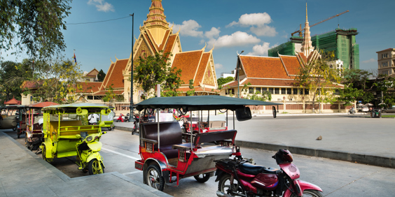 cambodia - tuk tuk phnompenh