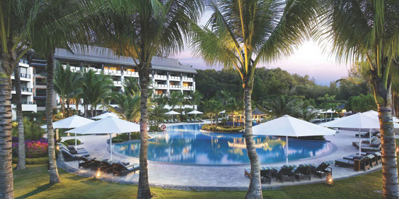 Shangri La Rasa Ria Pool