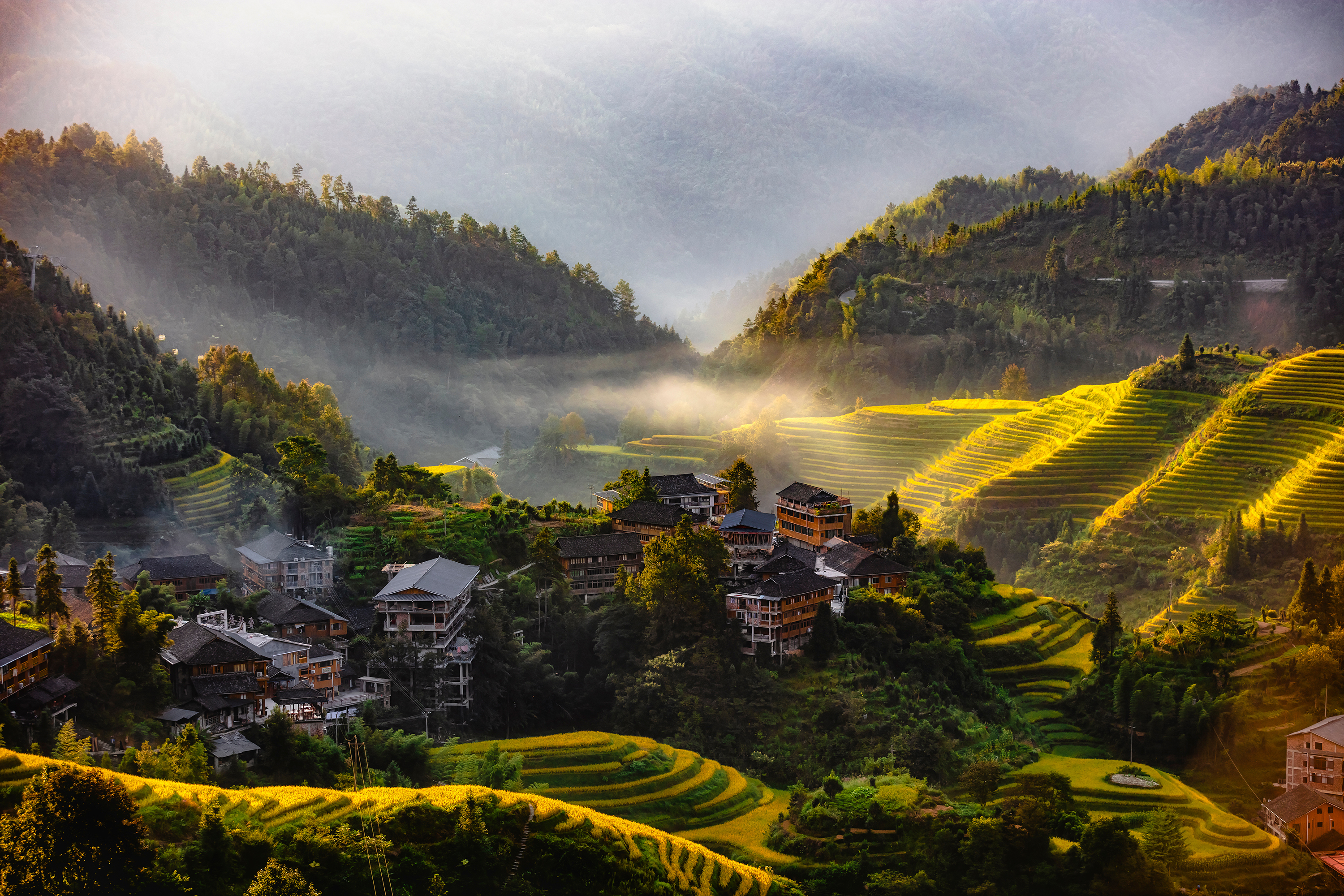 Bølgende marker og landsbyliv ved Guilin