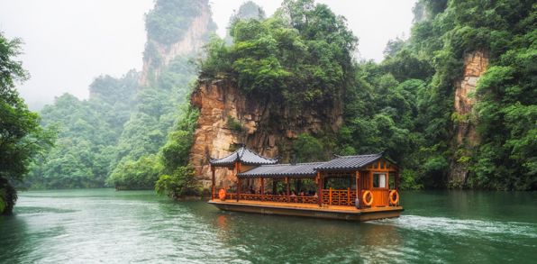Zhangjiajie Baofeng Lake