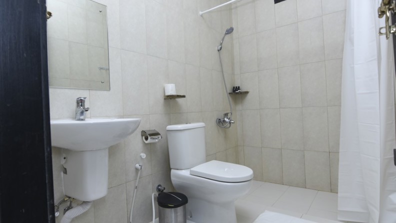 Sama Heights Bathroom