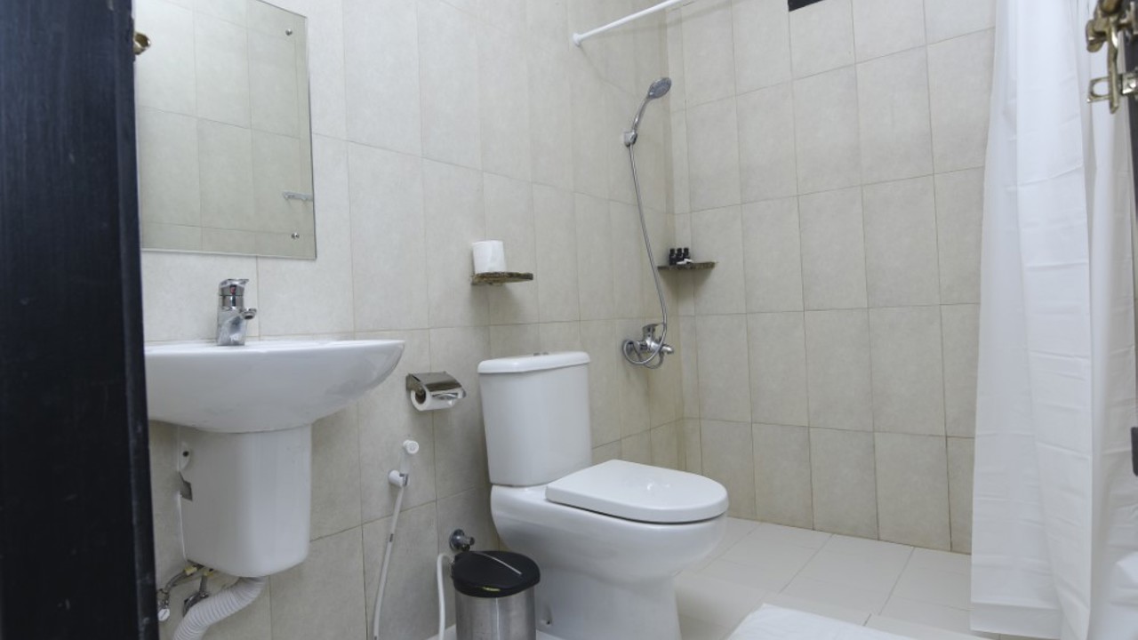 Sama Heights Bathroom