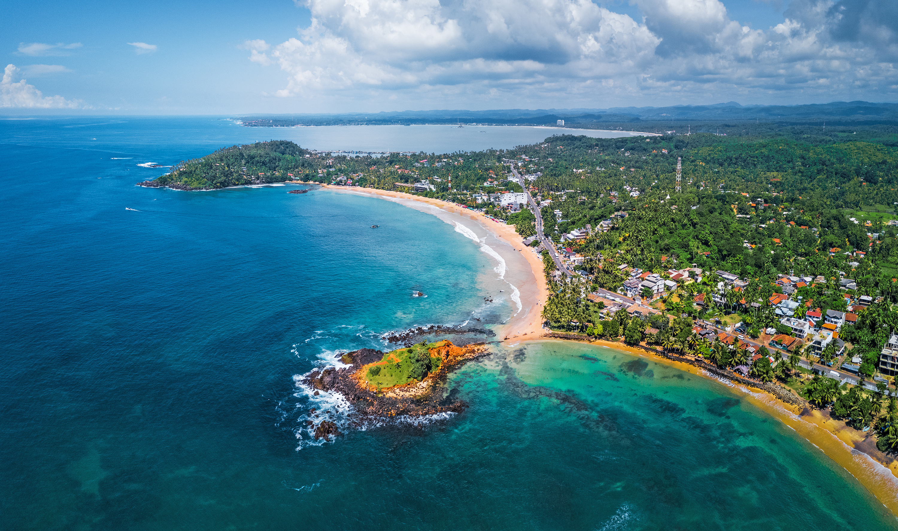 sri lanka - sri lanka_mirissa_strand_arieal_01