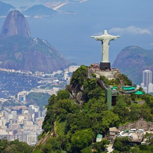 ... og selvfølgelig skal vi også forbi den berømte Kristusstatue, før vi siger farvel til fantastiske Sydamerika.