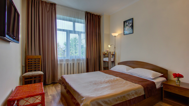 Karakol Green Yard 08