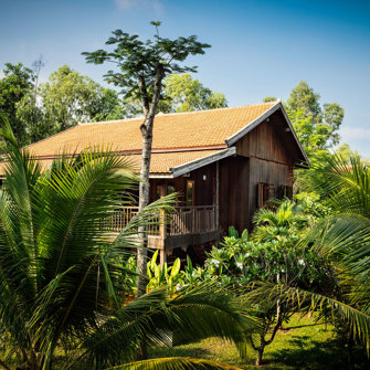 Farm House Smiling Gecko Premium Khmer Bungalow 03