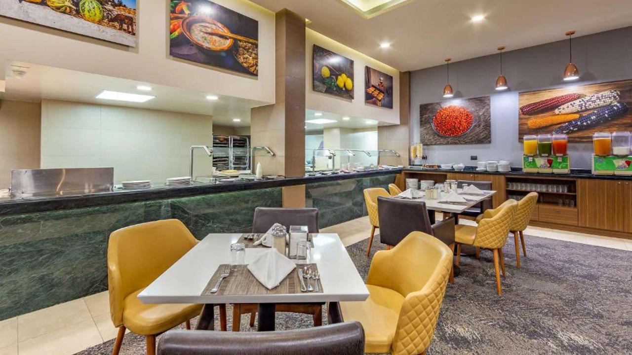 Quality Inn Chihuahua San Francisco Restaurant