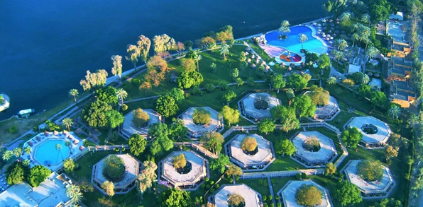 I Luxor skal I bo lige ud til Nilen...