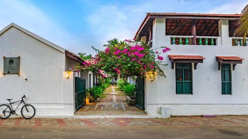 Indgang Neemrana's Coconut Alley