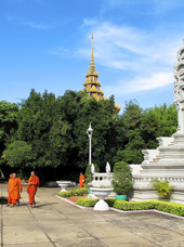 colombia - phnom pehn royale palace_munk_01
