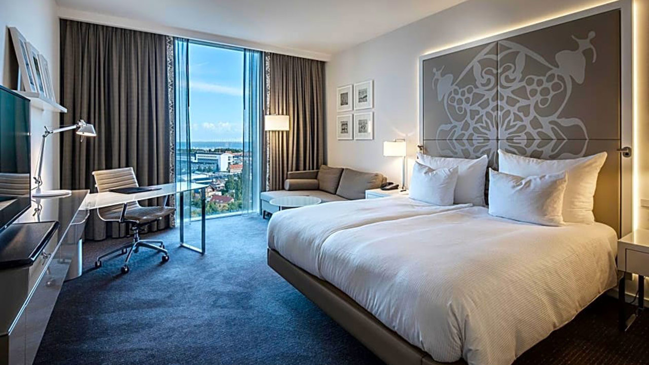 Clarion Hotel Copenhagen Airport Room (1)