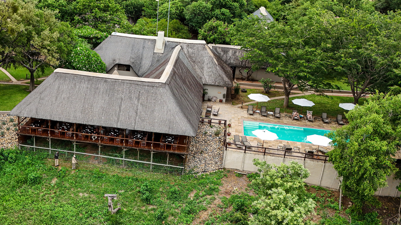 Nyati Safari Lodge 14