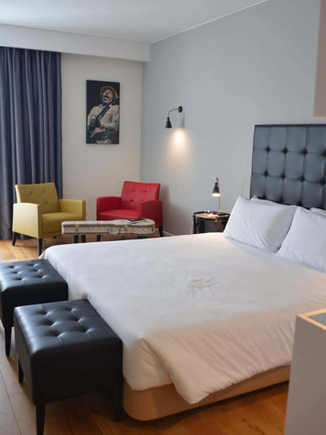 Charming Blue Hotel Superior Single Room