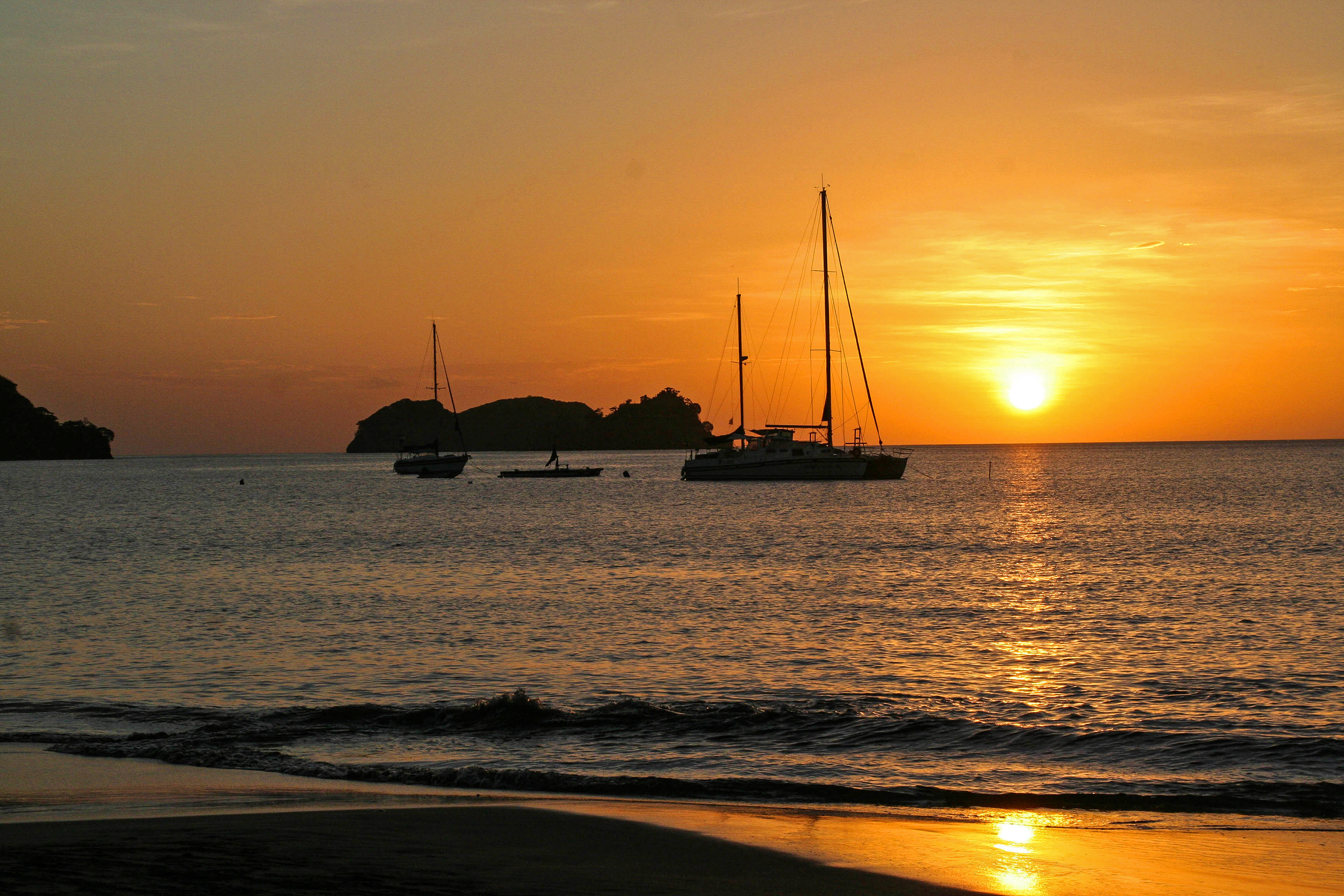 costa rica - hermosa beach_sunset_01