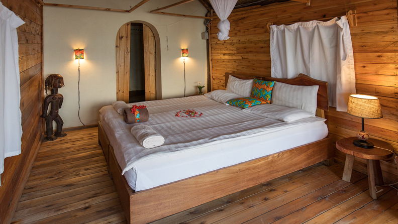 Mutanda Lake Resort Standard Double Room 1