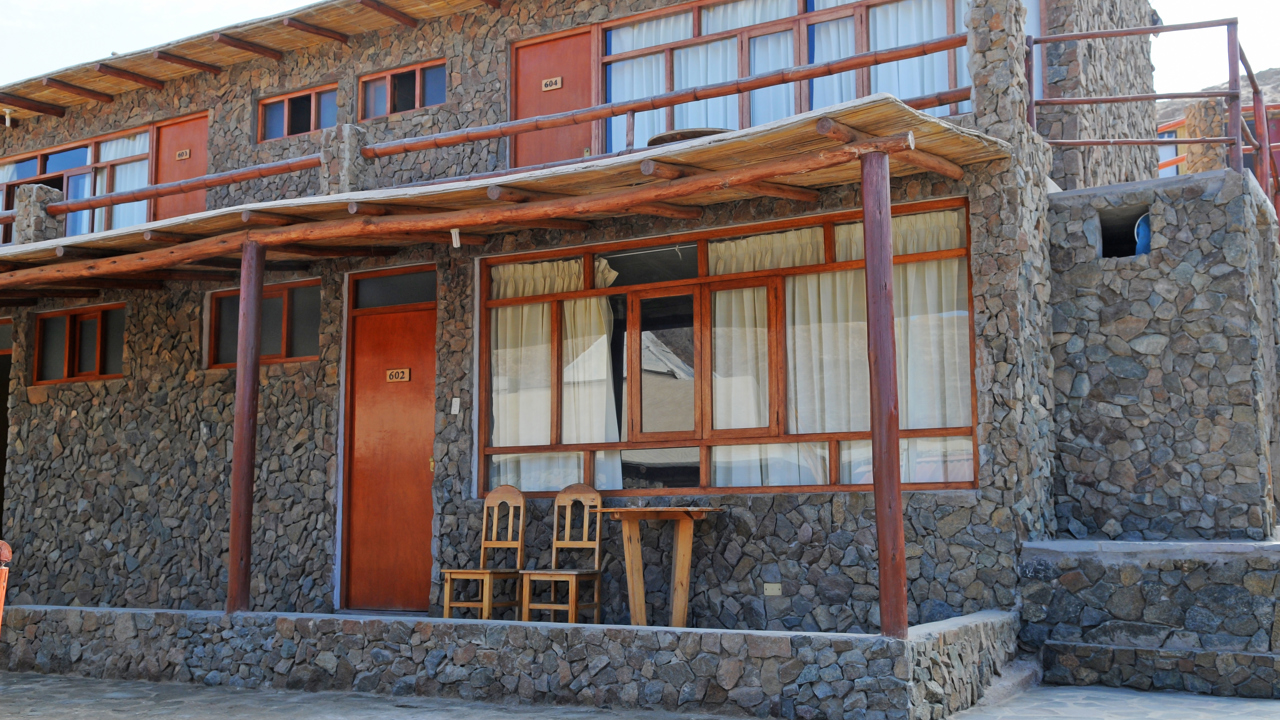 peru - puerto inca - hotel puerto inka_facade_02