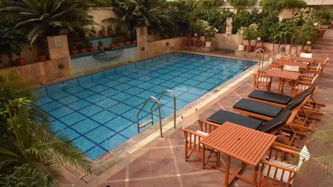 Pool Varanasi Radisson