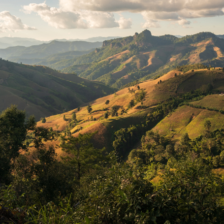 Thaton Bjerglandskab2558012809