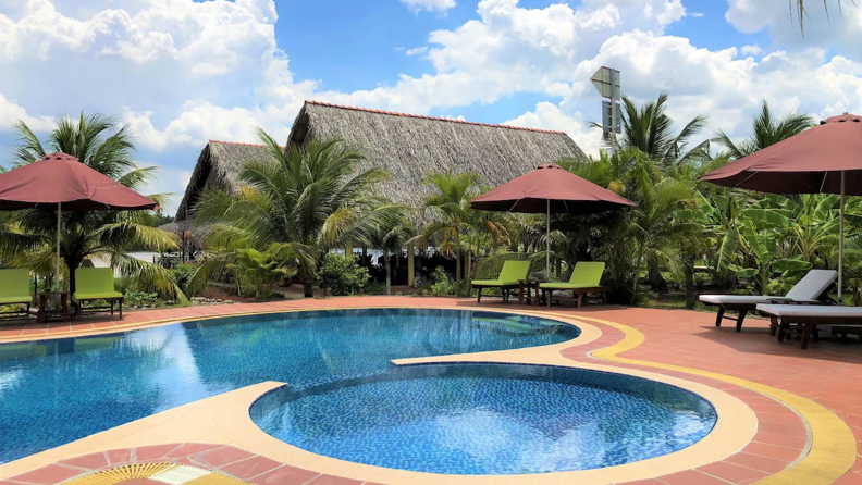 Mekongdelta Mango Home Riverside Pool