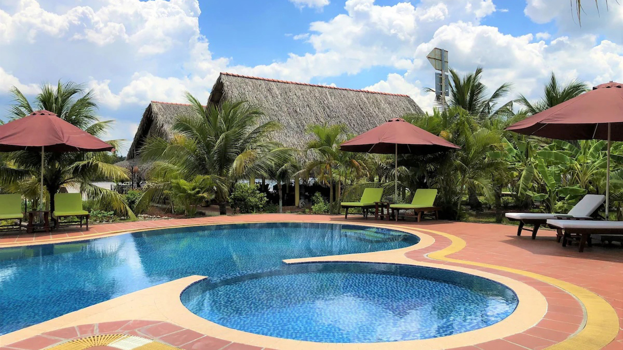 Mekongdelta Mango Home Riverside Pool