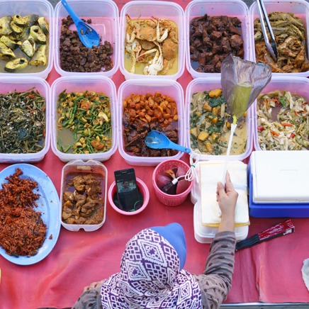 malaysia - kota kinabalu_mad stand_01