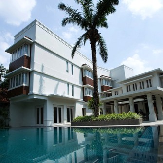 Pool The Shalimar Hotel